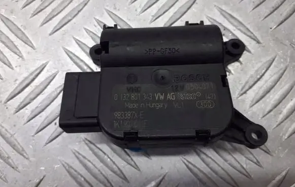 Audi A3 S3 8P A/C air flow flap actuator/motor 1K0907511E