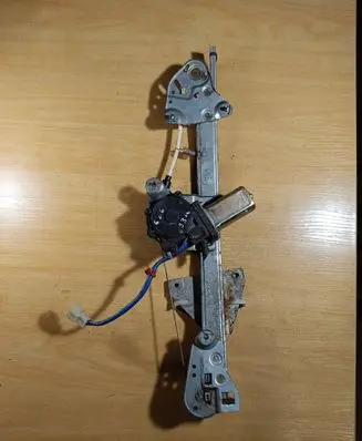 Mazda Xedos 6 Sliding door window regulator with motor 61364