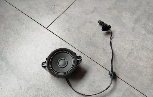 Volkswagen Crafter Panel speaker 7LA035709 0015395700