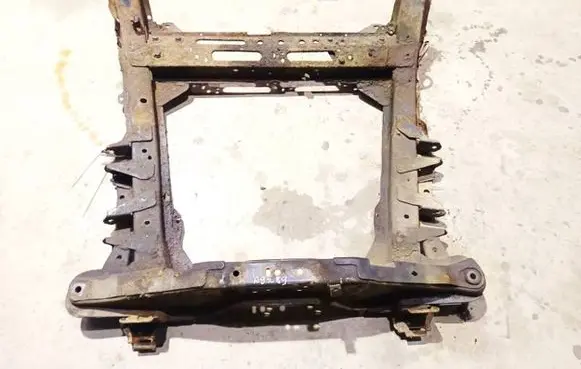 Renault Scenic I Front subframe