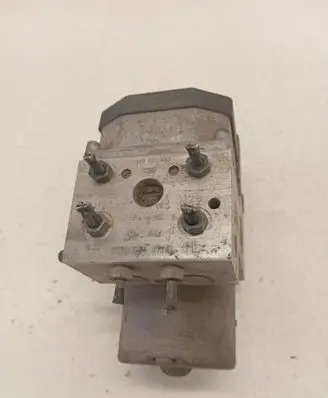 Volkswagen Transporter - Caravelle T4 ABS Pump 7D0614111B