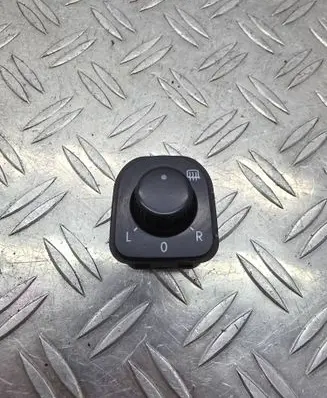 Volkswagen Golf VI Wing mirror switch 1K0959565K