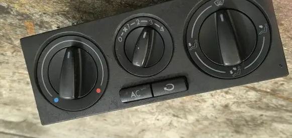 Volkswagen Golf IV Climate control unit 1J0820045
