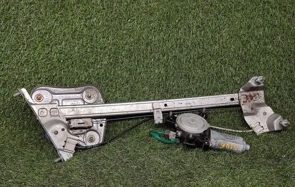Chrysler Sebring (ST-22 - JR) Front door window regulator with motor MR341098 AY0621009810