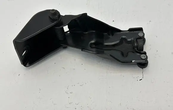 Chrysler Grand Voyager V Sliding door middle roller runner 05020672AC