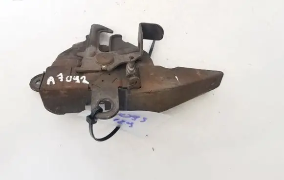Toyota Previa (XR30, XR40) II Engine bonnet/hood lock/catch 