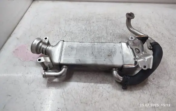 Mercedes-Benz CLA C117 X117 W117 EGR valve cooler A6511400575