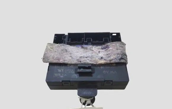 Skoda Superb B8 (3V) Door control unit/module 5Q0959392