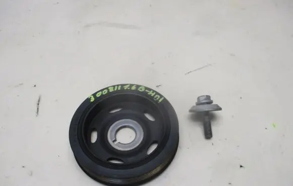 Peugeot 3008 II Crankshaft pulley