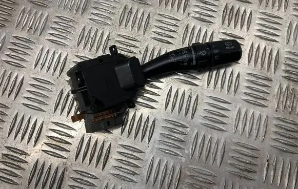 Hyundai Tucson JM Wiper control stalk 621W05200