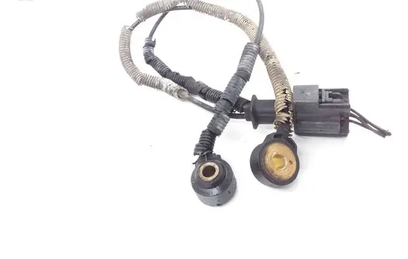 Volvo S80 Detonation knock sensor 0261231142 9432570