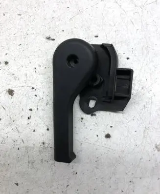 Land Rover Discovery 3 - LR3 Engine bonnet (hood) release handle