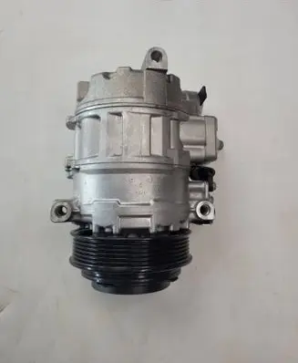 Mercedes-Benz Vito Viano W638 Air conditioning (A/C) compressor (pump) A0002306811