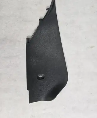 Volkswagen Tiguan Centre console side trim front 5M1863045BC