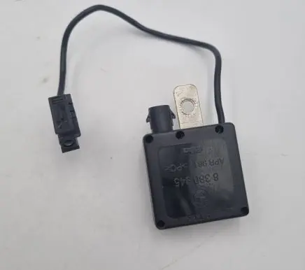 BMW X5 E53 Aerial antenna filter 16268419 8380945 APR981