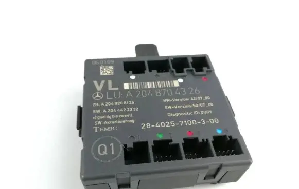 Mercedes-Benz C W204 Door control unit/module A2048704326