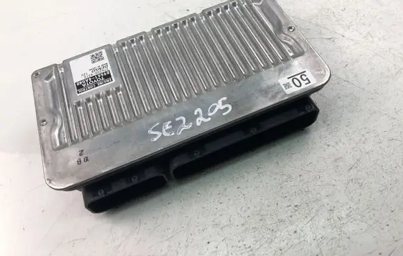 Toyota RAV 4 (XA40) Engine control unit/module 896614A540