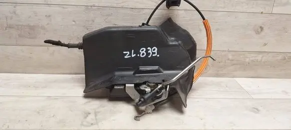 Audi A4 S4 B6 8E 8H Rear door lock 8E0839349
