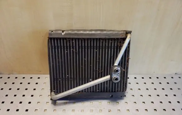 Air conditioning (A/C) radiator (interior)