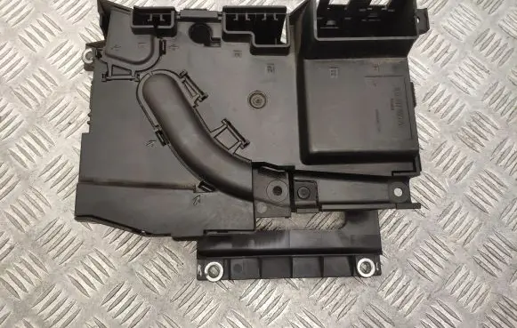 Porsche Cayenne (9PA) Fuse module 7L0937548C