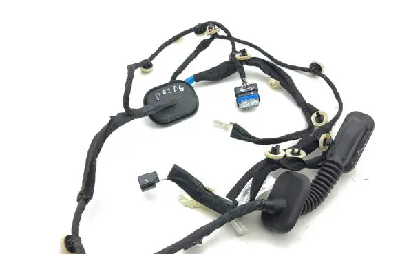 Renault Captur II Rear door wiring loom 241260880R 010100 104540