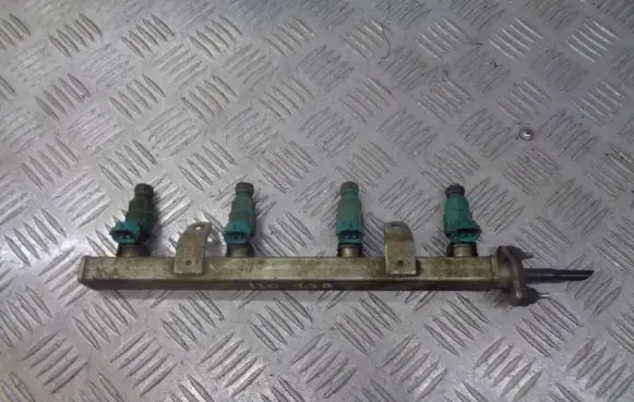 Hyundai i20 (PB PBT) Fuel main line pipe 35310-03000