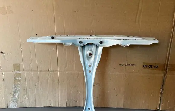 Toyota GT 86 Radiator support slam panel