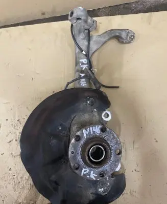 Audi A6 S6 C6 4F Front wheel hub spindle knuckle