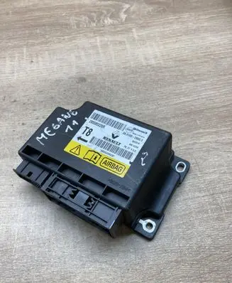 Renault Megane III Airbag control unit/module 285585226R