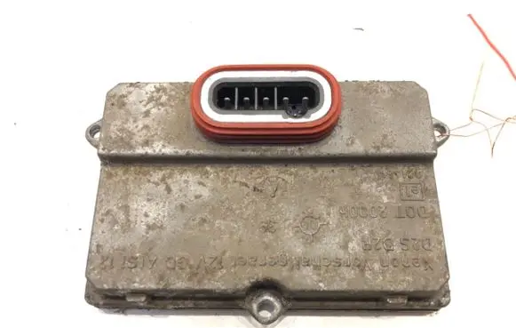 Renault Scenic II - Grand scenic II Voltage converter/converter module 5DV008290-00