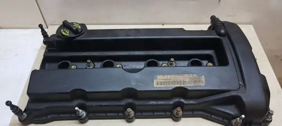 Dodge Caliber Rocker cam cover P04884884AB