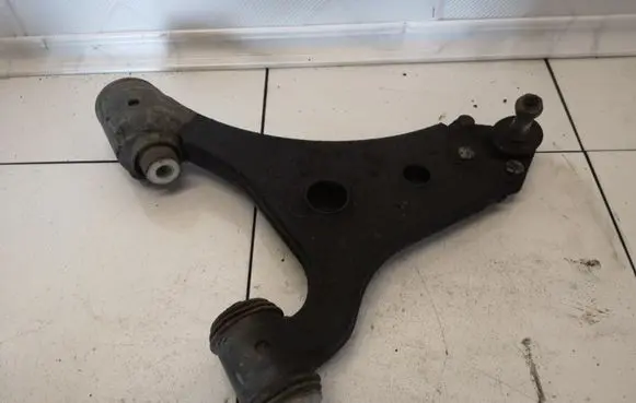 Mercedes-Benz A W169 Front lower control arm/wishbone A1693300807