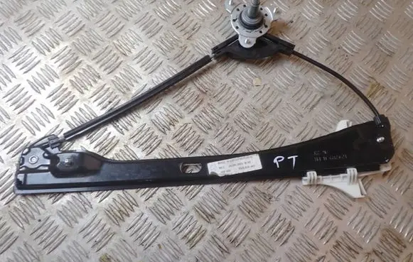Skoda Fabia Mk4 (6VA) Rear door window regulator with motor 6VA839402