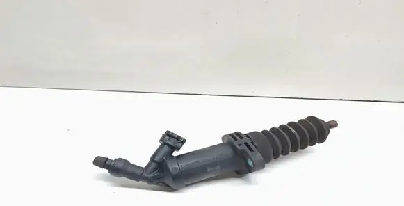 BMW 1 E81 E87 Clutch master cylinder 7563242