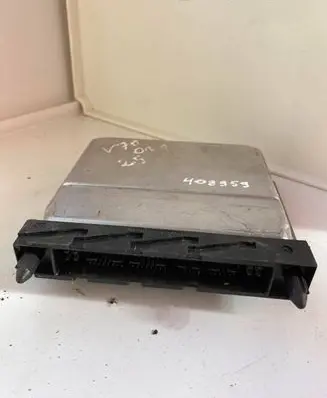 Volvo V70 Engine control unit/module 09496667A