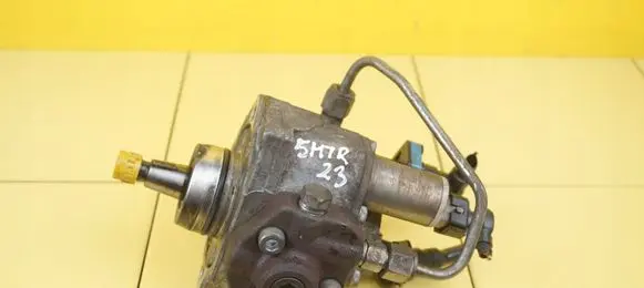 Opel Astra K Fuel injection high pressure pump 55495425 B16DTH
