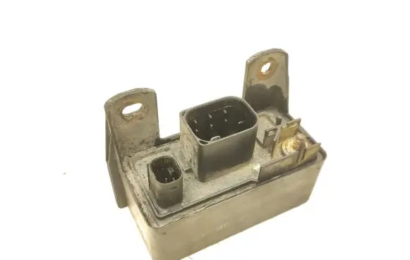 Mercedes-Benz Sprinter W901 W902 W903 W904 Glow plug pre-heat relay 0255452832