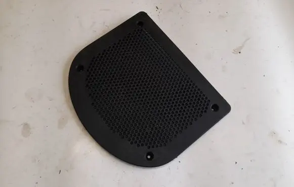 BMW 7 F01 F02 F03 F04 Subwoofer grill/trim 9151960