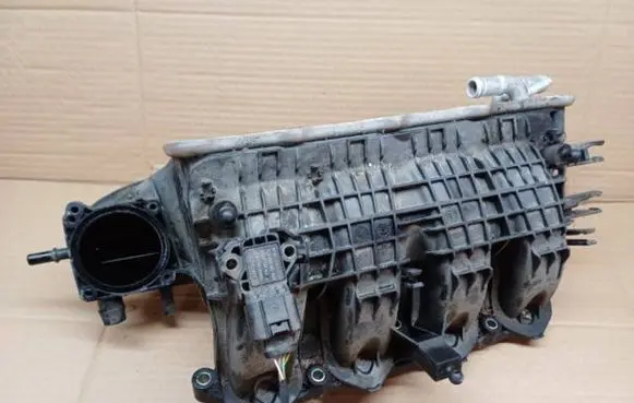 Skoda Fabia Mk3 (NJ) Intake manifold 04E129711L ZSB709