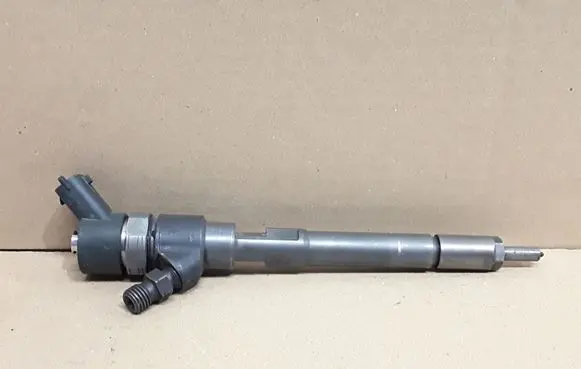 Hyundai Santa Fe Fuel injector 0445110253