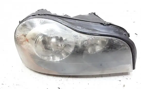 Volvo XC90 Headlight/headlamp 30744012