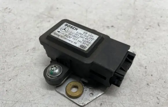 Mercedes-Benz E W211 ESP (stability system) control unit 0265005230 0015404517