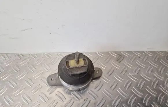 Audi A8 S8 D3 4E Gearbox mount 4E0399151AR