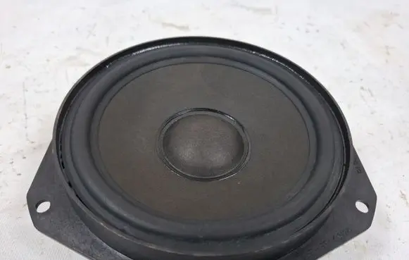Opel Vectra C Front door speaker 24423552 E13455 1716000721