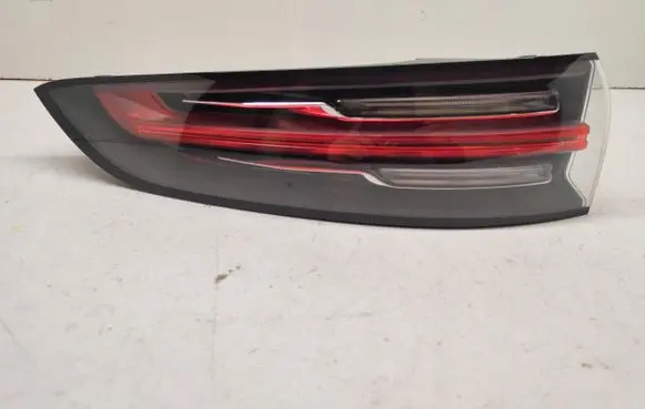Porsche Cayenne (9Y0 9Y3) Rear/tail lights