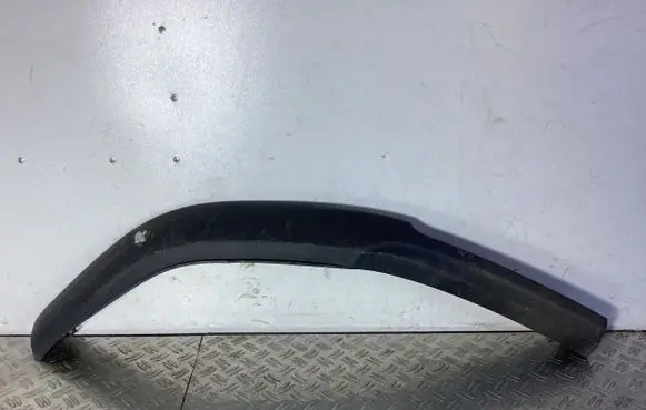 Toyota Avensis T250 Front bumper lip 7685105020