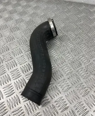 Volkswagen PASSAT B7 Intercooler hose/pipe 8A4A