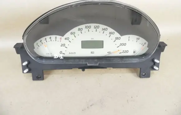 Mercedes-Benz A W168 Speedometer (instrument cluster) A1685404411 09051649902 9907070697