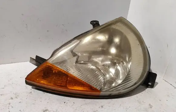 Ford Ka Headlight/headlamp 04HCR