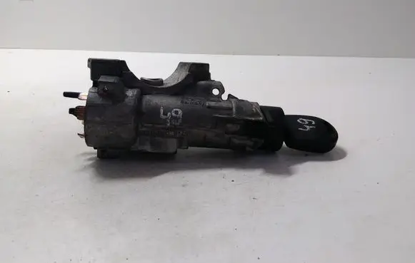 Volkswagen Golf IV Ignition lock 4B0905851C